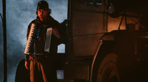 CRITIQUE - Querelle de Roberval : La force du groupe et son chaos