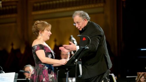 JULIE BOULIANNE ÉTEND SES AILES AVEC BACH